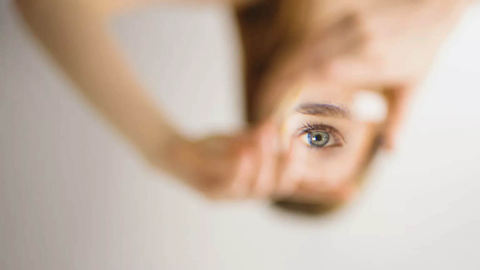 The influence of fitness celebrity livestream on women’s exercise behavior intention: a moderated mediation model